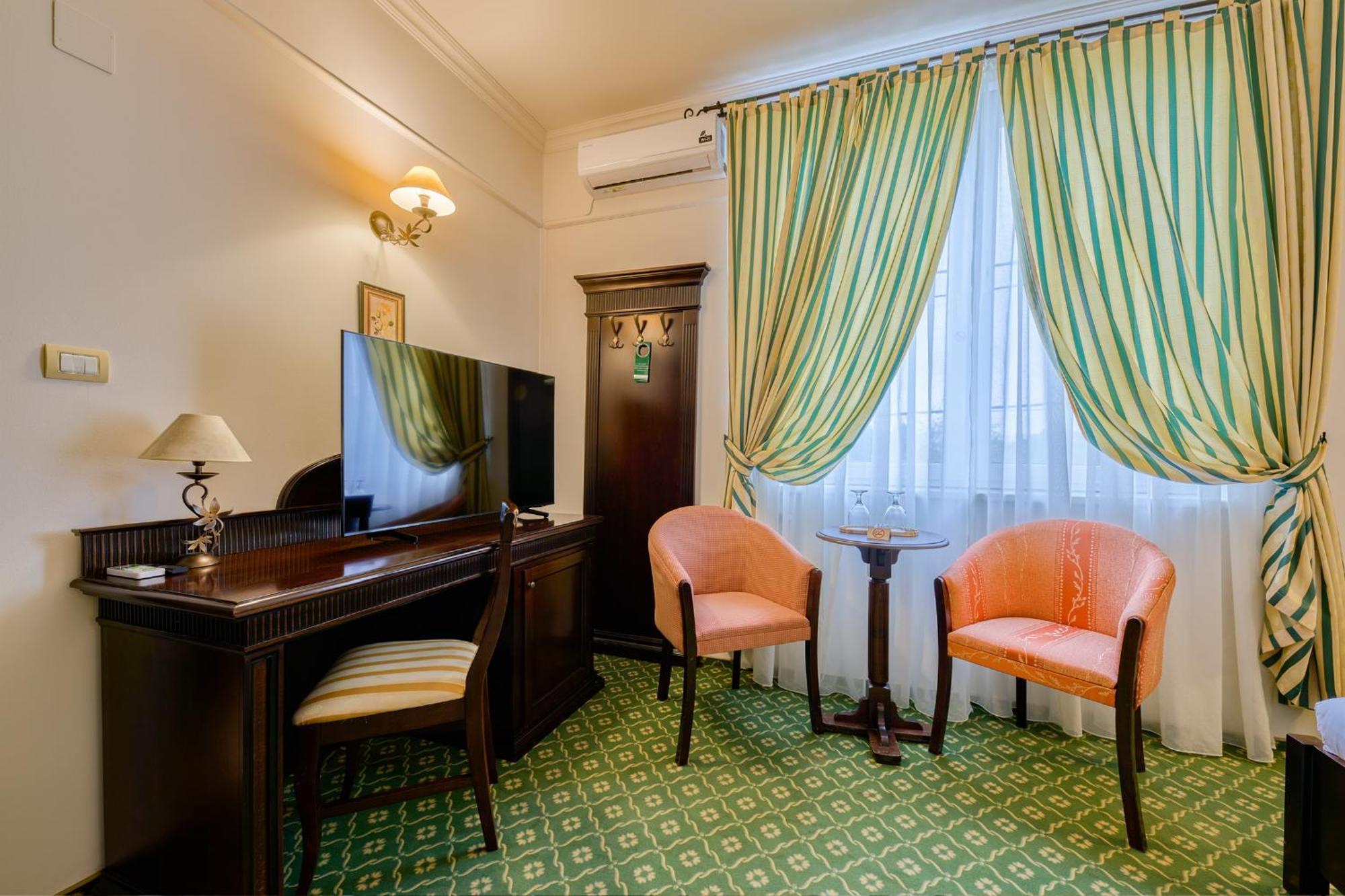 Hotel Classico Temešvár Exteriér fotografie