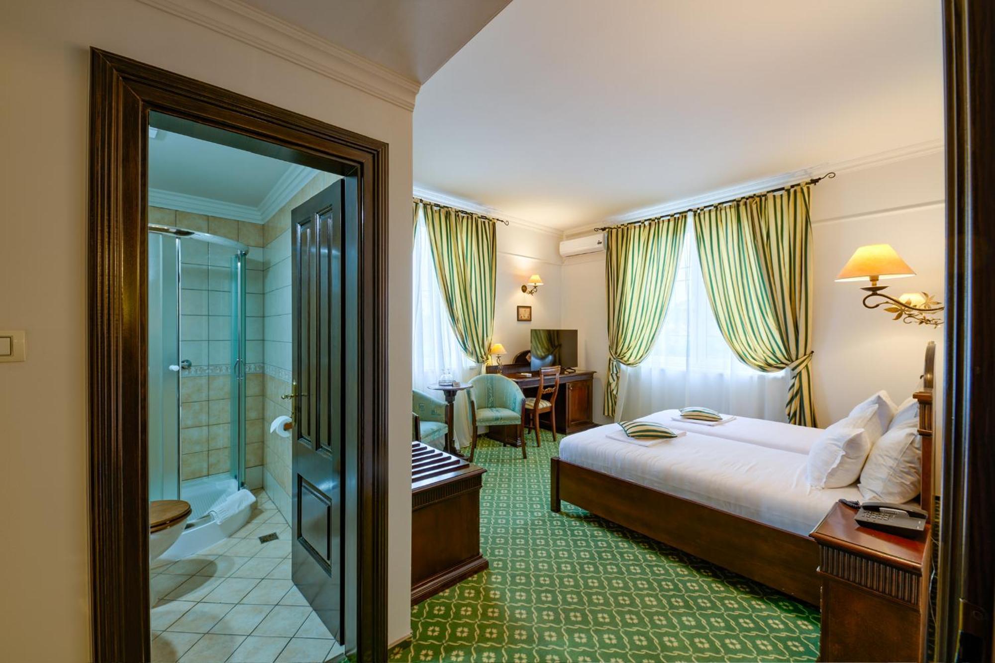 Hotel Classico Temešvár Exteriér fotografie