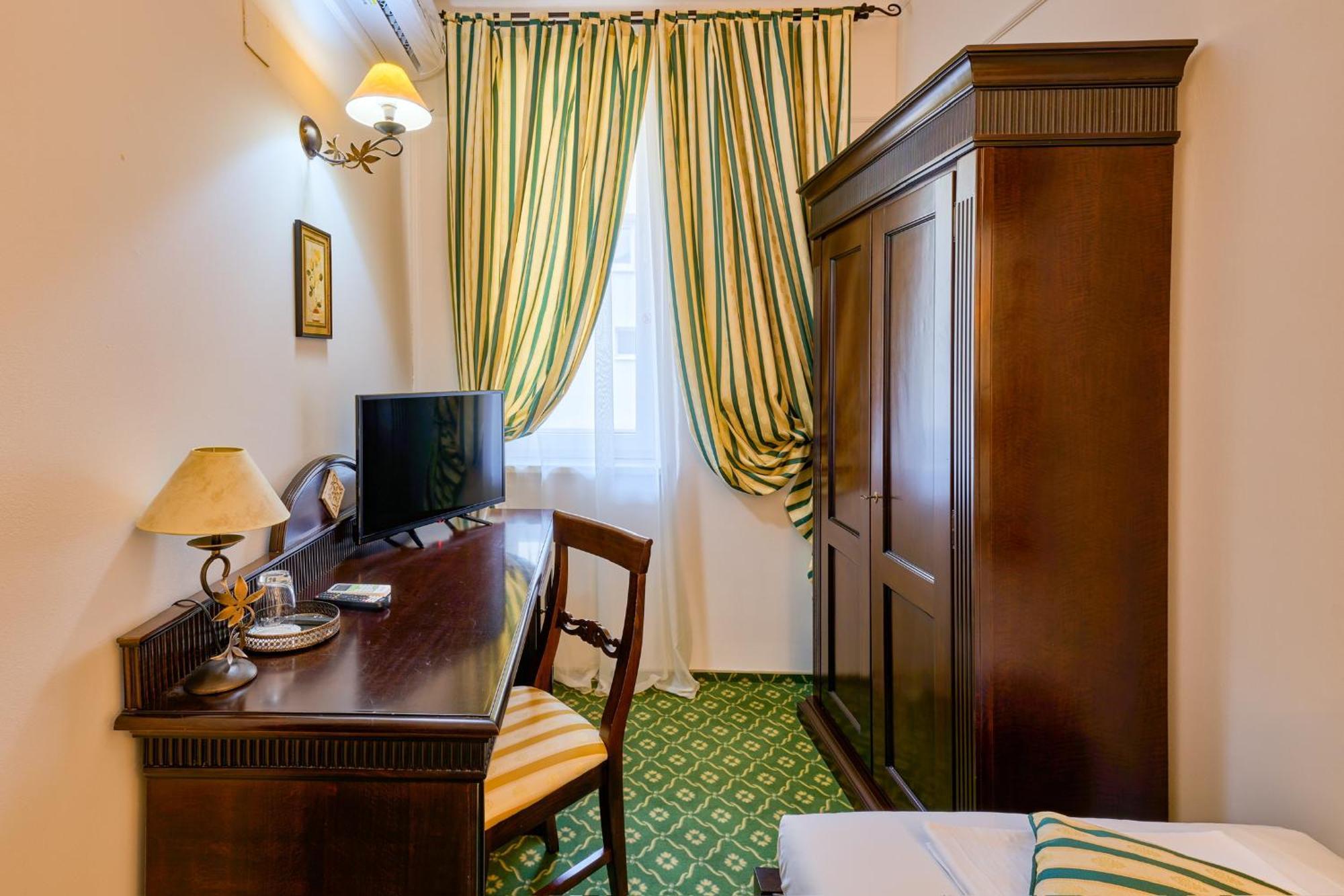 Hotel Classico Temešvár Exteriér fotografie