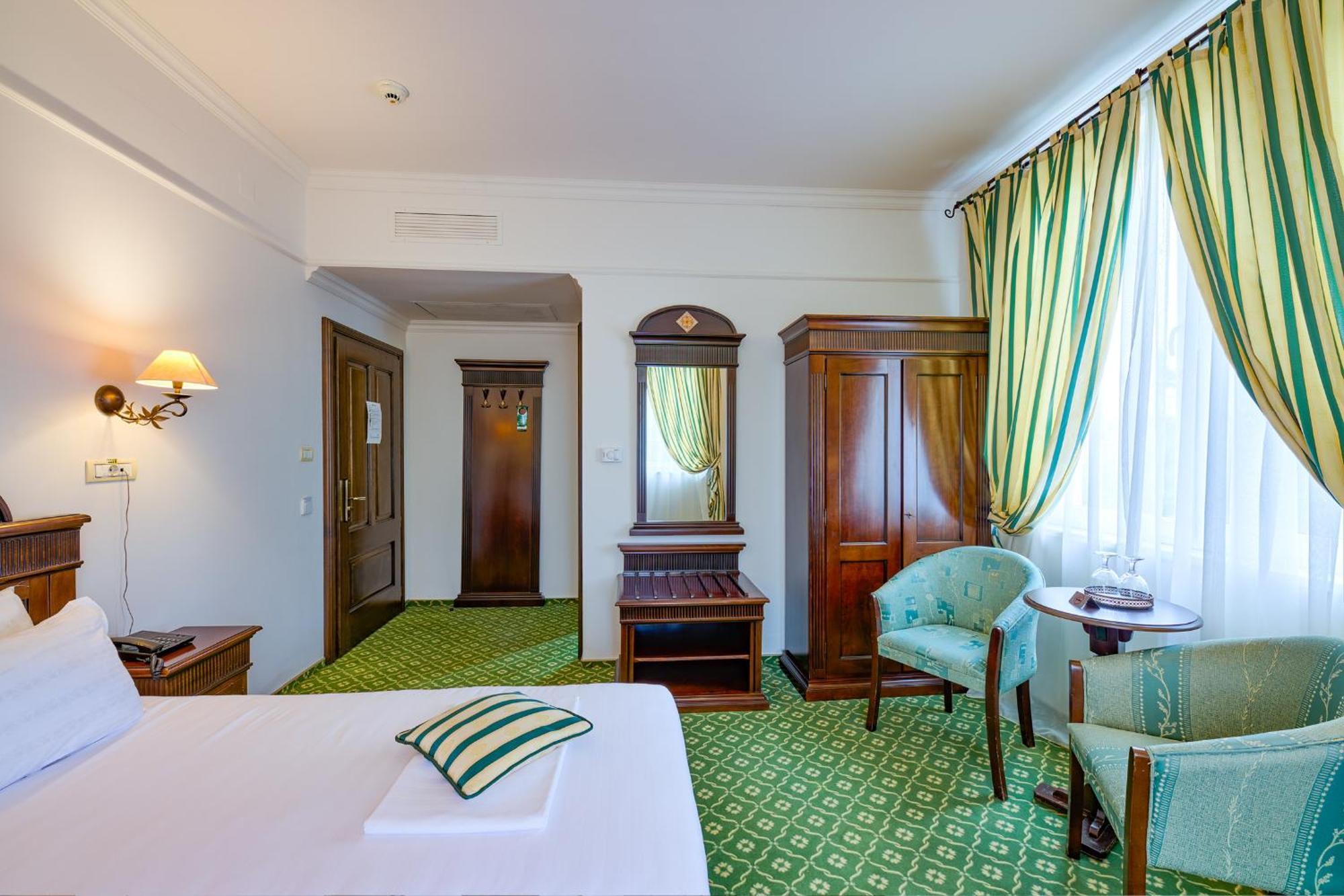 Hotel Classico Temešvár Exteriér fotografie